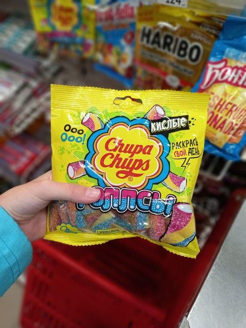 Chupa Chups Tasty Fruit Candy Premium Quality Lollipops Fast Delivery Great for Sharing Family Treats - Image 3