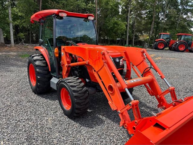 High Power Kubota MX6000 4WD Tractor Hydrostatic Transmission And Front Loader Option For Farming - Image 1
