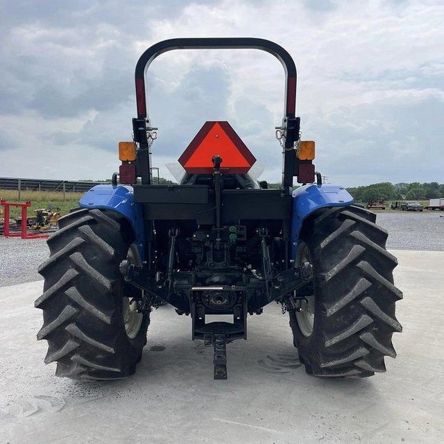 4WD diesel engine tractor high performance agricultural equipment heavy duty farm machine export standard quality strong - Image 5