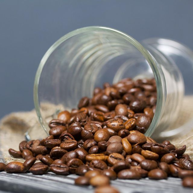 Robusta Coffee Bean Rich Aroma Whole Bean Selection For Beverage Preparation And International Supply Demand - Image 2
