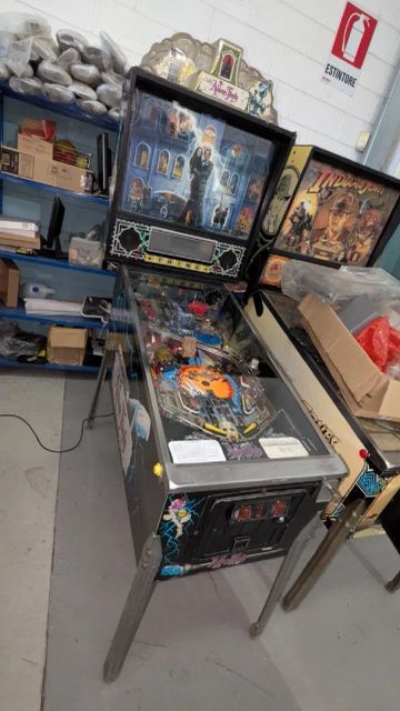 BALLY ADDAMS FAMILY PINBALL / PINBALL MACHINE (1991) IN VERY GOOD CONDITION- - Image 4
