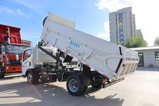 HOWO 4*2 140HP Van Garbage Trucks 5tons Payload 20T Fuel Diesel Models Large Origin China Tire 12r22.5 Condition New Brand - Image 2