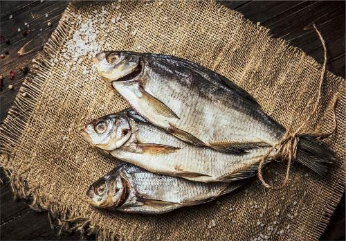 Smelt, dried, not gutted - Image 1