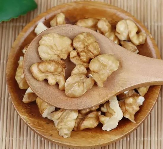 Xinjiang Origin Walnut Kernels Extra Light and Amber Walnut Kernels - Image 6