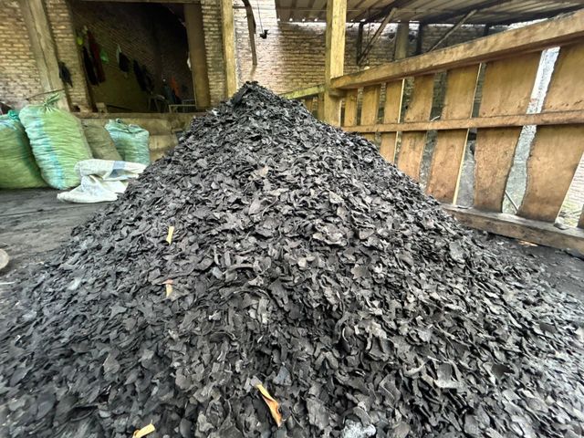 Indonesian Coconut Shell Charcoal – product photo 3, product detail gallery