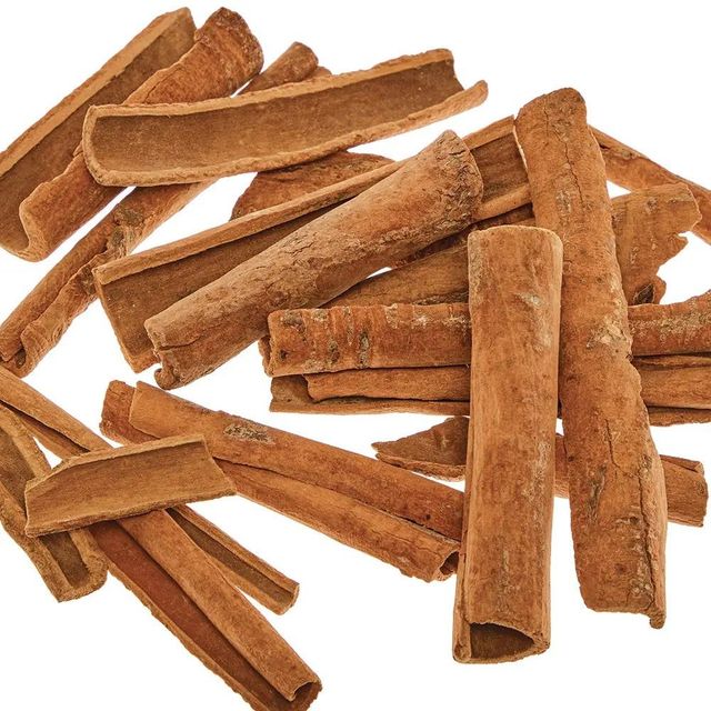 High Purity Cinnamon Bark Offering Strong Fragrance And 98% Natural Content For Wholesale Ingredient Distribution - Image 2