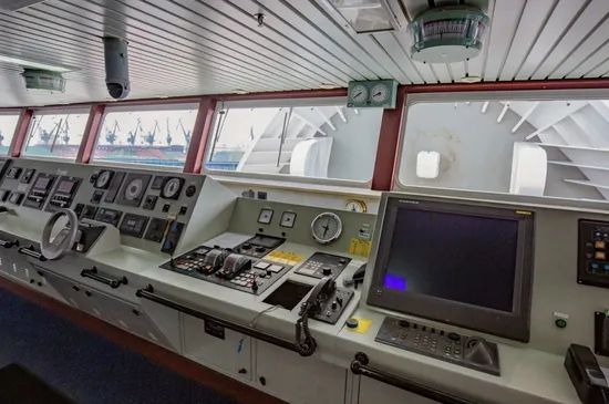 Deck Barge: Precision Steering Gear with Zc - Image 2
