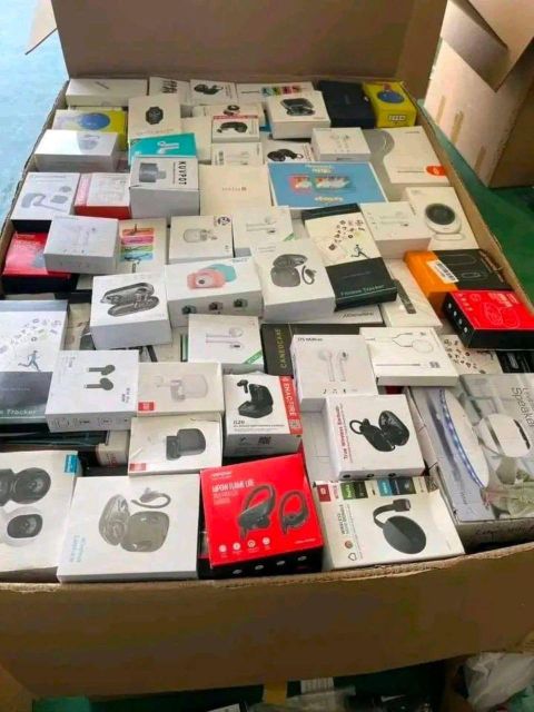 Low Price Smartphones Liquidation Pallets Ready For Bulk Purchase - Image 4