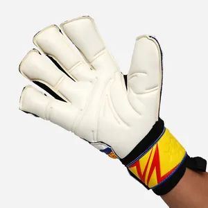 Custom Logo PRO Match Goalkeeper Gloves for Soccer MOQ 300pairs Gender Unisex Service OEM ODM Style Customized Buckle With - Image 3