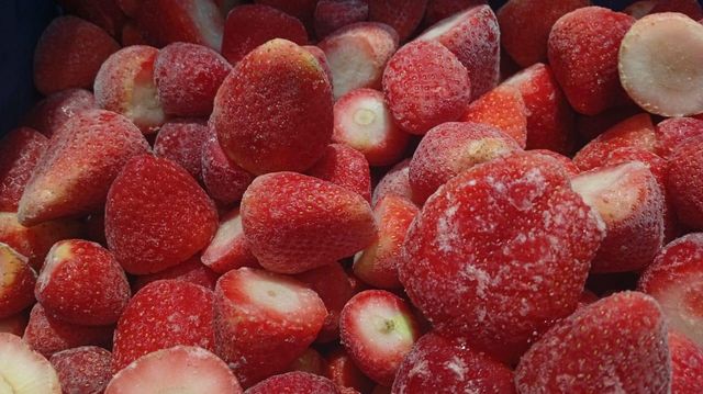 IQF Strawberries - Image 3