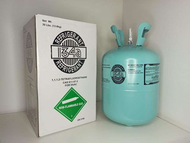 Refrigerant R134A Premium Quality Fast Delivery Perfect for Car Air Conditioning Units and Industrial Cooling Systems - Image 1