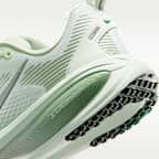 Nike Vomero 18 Women's Road Running Shoes - Image 8