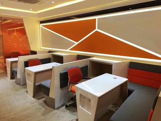 Modern Modular Office Furniture Table Cubicle Workstation Office Partition - Image 1