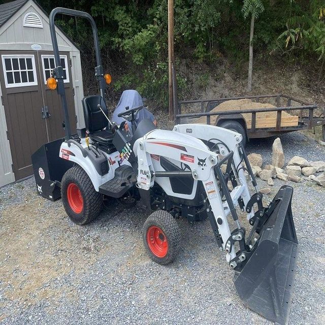 Affordable quality Bobcat Tractor with a 32 horsepower power plant and quick hitch attachment system - Image 3