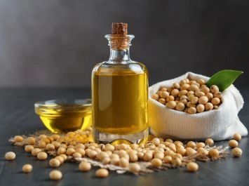 Soybean Oil Stearic Acid Content 3 - 4% Oleic Acid Content 20 - 25% Palmitic Acid Content 10 - 11% Linoleic Acid Content 50 - 55% - Image 3