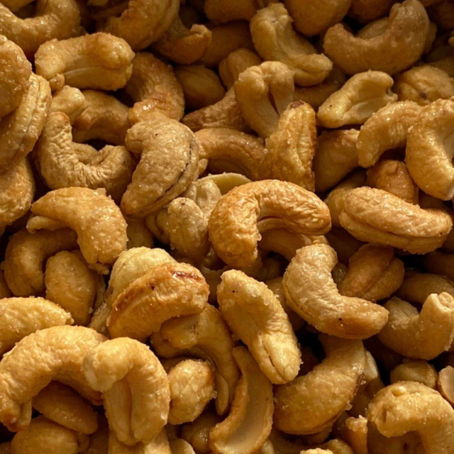 High quality Roasted Cashew Nut Viet Nam brand Hiva's cashew Grade W240 Crispy, delicious Cheap price at factory Ready to export – product photo 3, product detail gallery