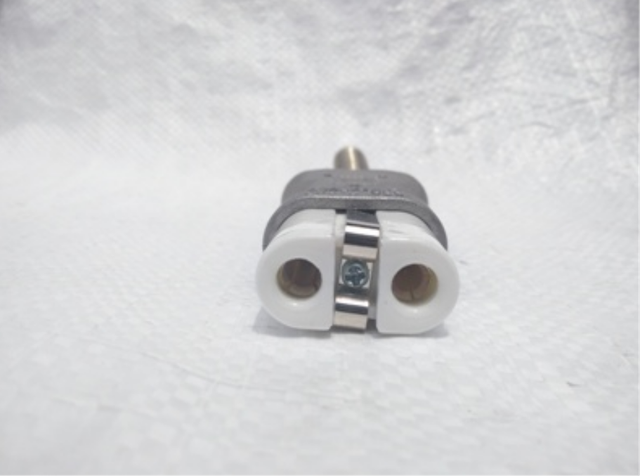 Straight - Type High Temperature Plugs (ACP670) Current Range 3 To 35a Voltage Range 220 To 600v Connection Hole Size 2 X - Image 2