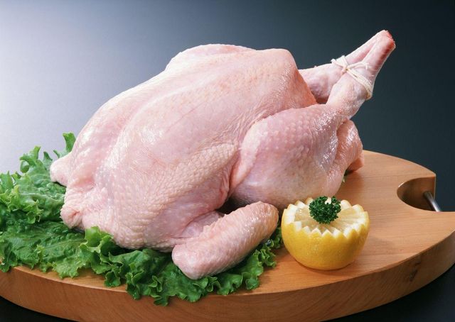 Fresh Frozen Whole Chicken Grade Premium Quality Tender Juicy Meat Hygienically Slaughtered and Blast - Image 4