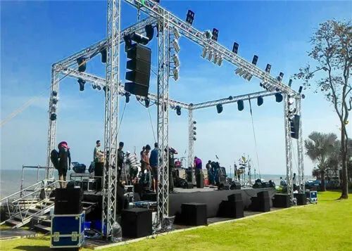 Aluminum Line Array Truss Stand Display for Event Equipment System - Image 4