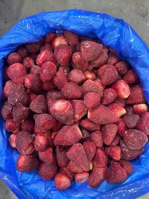 Premium IQF Frozen Strawberries (Whole / Slices / Dices) - Image 3