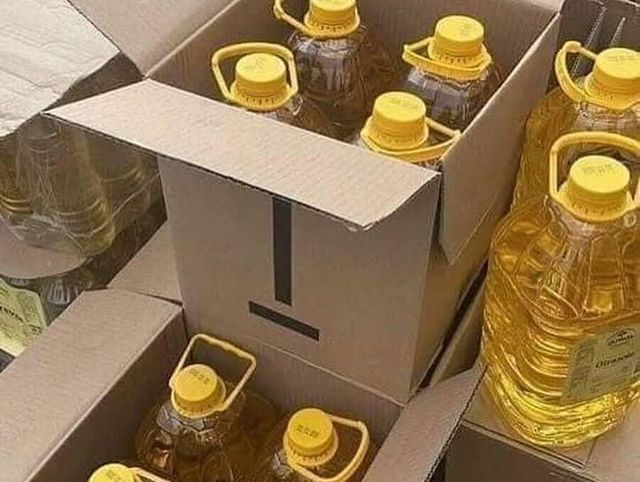 Refined Sunflower oil for sale - Image 2