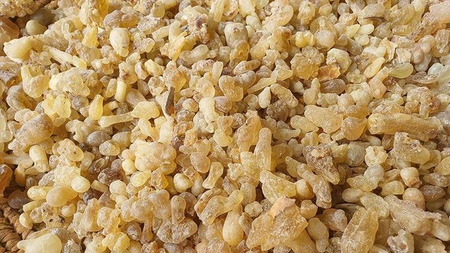 Frankinsence Grade AAA Packaging 50 kgs Texture Large And Flaky Place of Origin Ethiopia Color Pale Amber To Golden Smoke Character Purifying And Grounding - Image 1