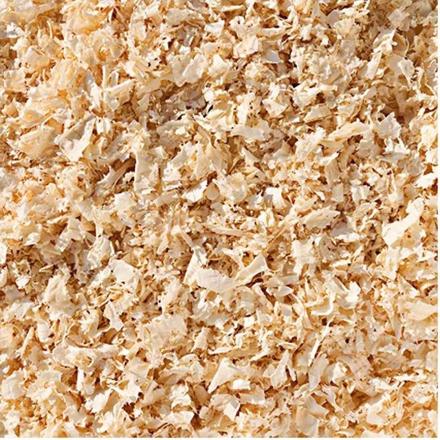 Clean Quality Pine Wood Shavings/Pine Wood Shaving/Pine Wood Saw Dust For Poultry and Animal Bedding - Image 1