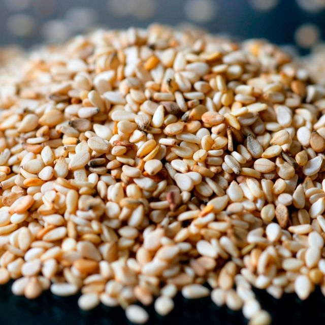 Global Supply Sesame Seeds Export Grade Premium Natural Seeds with Stable Quality for Importers and Distributors - Image 1