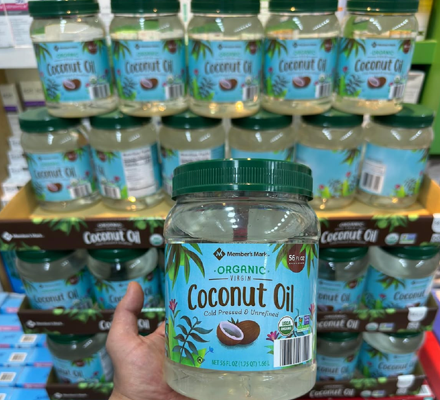 Member's Mark Virgin Coconut Oil Cold Pressed & Unrefined Coconut Oil 1.66L Ready Export - Image 1
