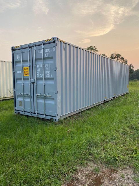 Industrial Grade Shipping Containers Suitable For Cargo Shipping Warehouse Storage And Equipment Protection - Image 2