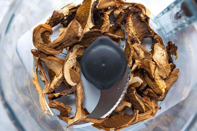 Natural Dried Mushrooms Selected For Excellent Flavor And Texture Perfect For Restaurants Home Kitchens Foodservice - Image 4