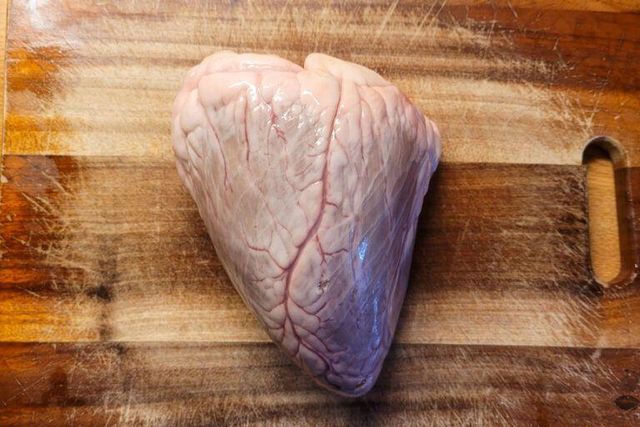 Top Quality Frozen Pork Heart Natural Fresh Frozen Pork Heart Ready For Bulk Wholesale Sale Worldwide - Image 2
