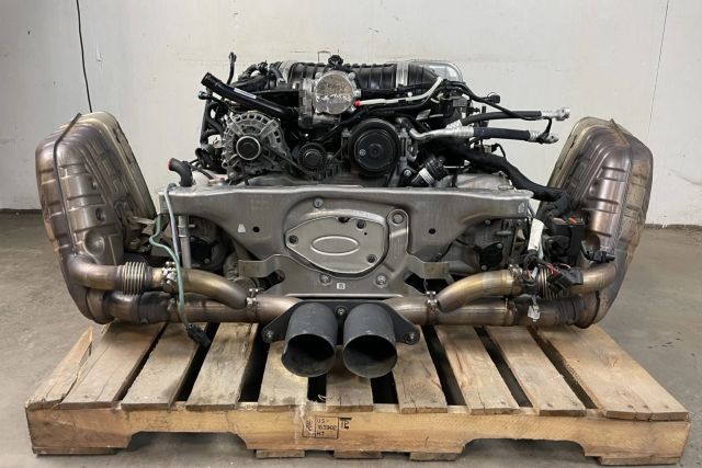 Porsche 991.1 GT3 3.8L Engine Transport Means Airplane, Freight Train, Ship, Trucks and Cars Transport Destination Africa, Australia, Europe, National, North America, Regional, South America - Image 1