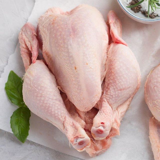 Premium Grade High Quality Fresh Whole Frozen Chicken Meat IQF Vacuum Packed 25kg Perfect For Restaurants Hotels And Large Scale Food Supply - Image 5