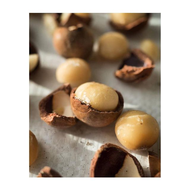 Organic Macadamia Nuts High Quality Style 3 Kernel from Australia Roasted and Dried Snack Food - Image 5