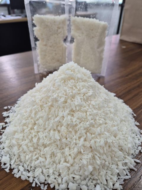 dessicated coconut - Image 3