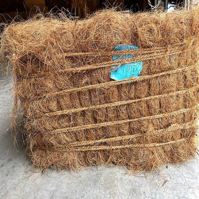 Reliable coco fiber bale offering natural organic material with consistent quality for multiple commercial applications - Image 5