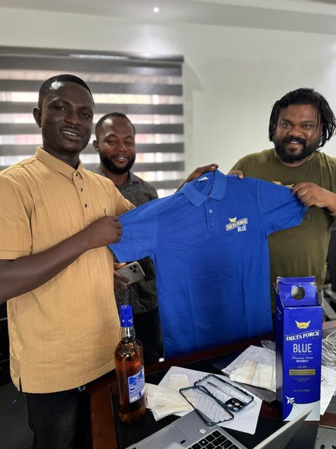 DELTA FORCE BLUE premium grain WHISKY Origin INDIA Net Weight 0.75 L Taste Profile Strong Age > 1 Year - 3 Years Alcohol content > 35 % - 40 %, > 40 % - 45 % - Image 2