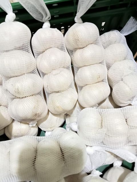 Dried Garlic Form Dried Organic No Variety red Origin Uzbekistan Delivery Form Bag Peel Status Peeled Color Violet, Red, White - Image 4