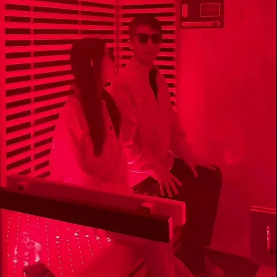 Full Body LED Light Bed for Face Care Infrared Red Light Therapy - Image 3