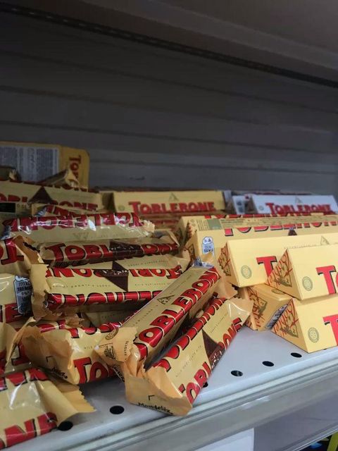 Wholesale Toblerone Chocolate Bar for Retail Stores Supermarkets Gift Shops and Event Supplies Premium Quality - Image 4