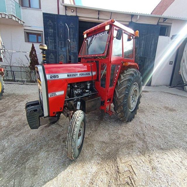 High Quality Massey Ferguson 285 Tractor 4WD Durable Farm Machinery For Modern Agriculture Strong Field Performance - Image 4