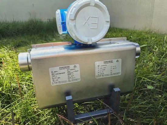 Jacketed Mass Flow Meter Thermally Insulated Flow Meter - Image 1