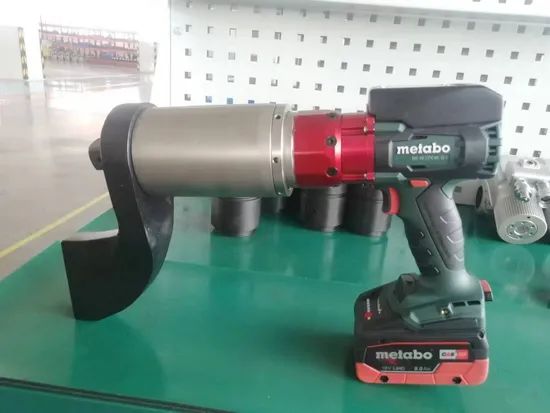 Portable Cordless Electric Torque Wrenches Battery Operated Torque Machine - Image 2