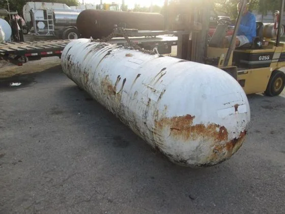 propane tank / Used 1000 Gallon Propane Tanks Best Used ASME & DOT Tank - Image 4
