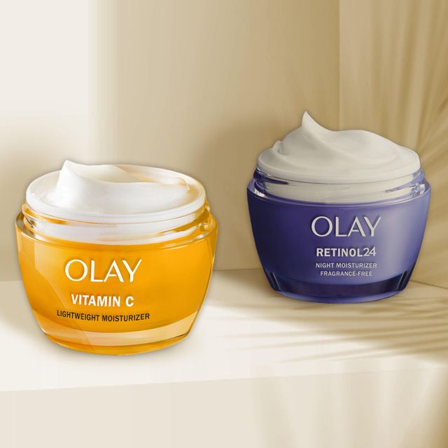 Olay Brightening Body Lotion for Women with Lightweight Vitamin C, Visibly Improves Skin - Image 4