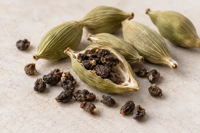 Cardamom Seeds husk removed – product photo 1, product detail gallery