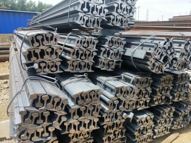 Used R50 R65 Rail Scrap High Manganese Steel Scrap (HMS 1&2) Re-Rolling FR - Image 3