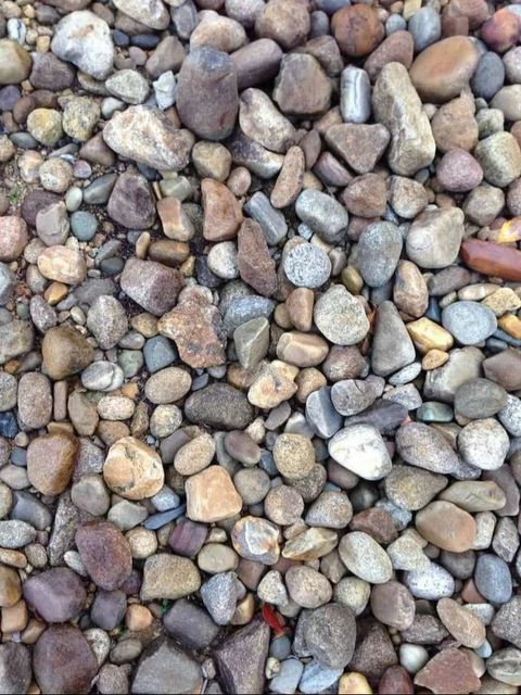 Gravel Crushed Stone Form Solid Color Multi Texture Crushed Grade Standard 304 Features Water Proof Type Gravel Crushed - Image 1