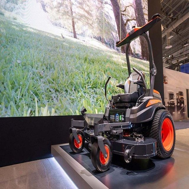 Heavy Duty Kubota Lawn Mower Engineered For Excellent Grass Cutting With Fuel Efficient - Image 3